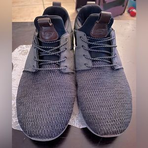 Skechers Men's Classic Fit-Delson-Camden Sneaker